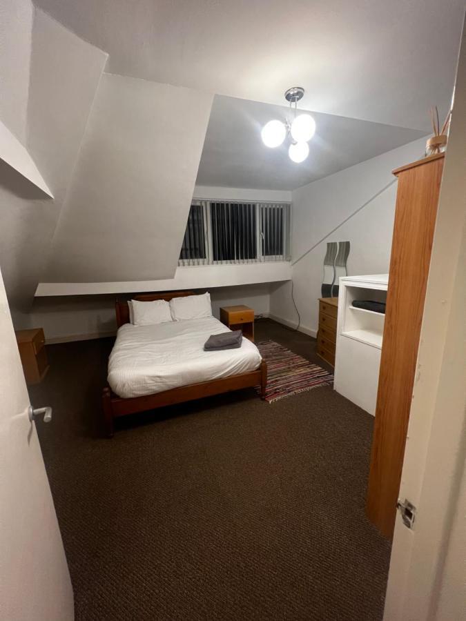 No 5 - Large 1 Bed Near Sefton Park And Lark Lane Διαμέρισμα Λίβερπουλ Εξωτερικό φωτογραφία